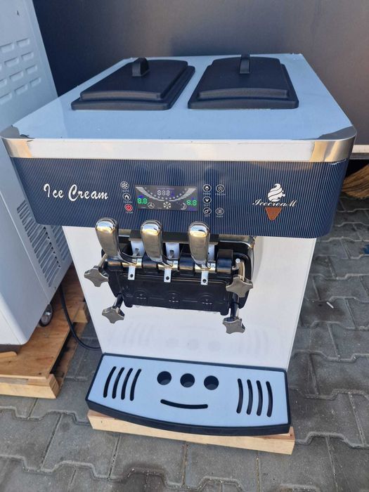 Aparat de inghetata 2+1 Arome 220V 2400W NOUA Transport Gratuit