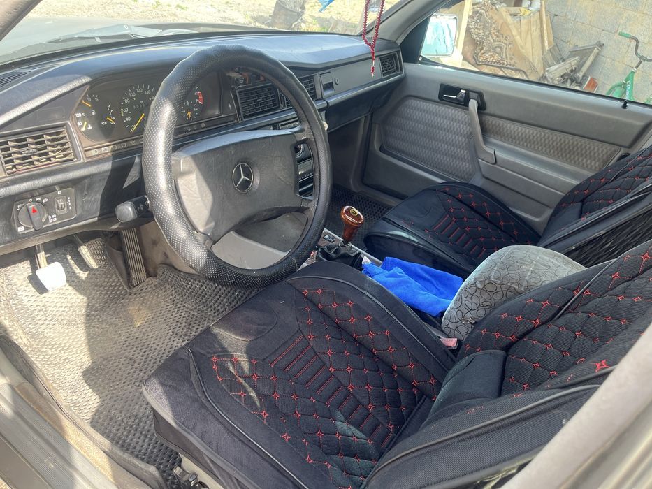 Продам мерседес 190