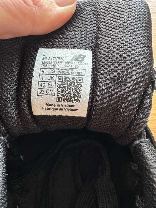 Мъжки маратонки New Balance 9060 черни с бяло