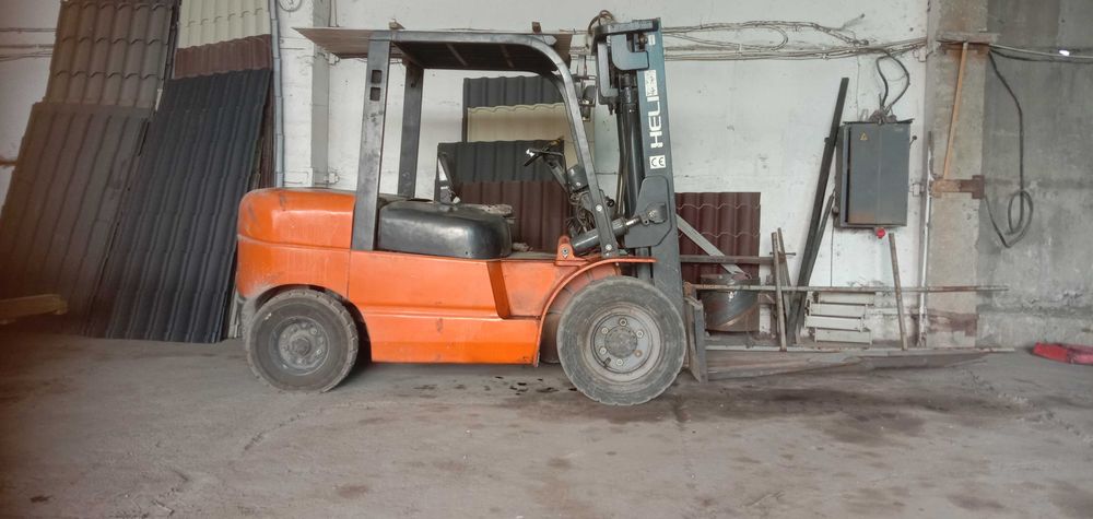 Автокара погрущик