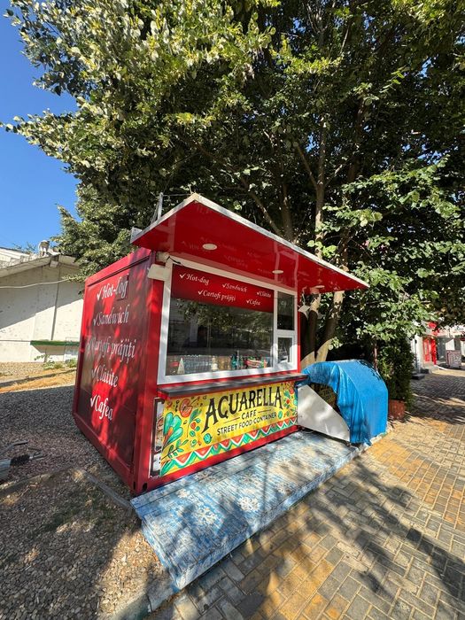 Container utilat spațiu comercial