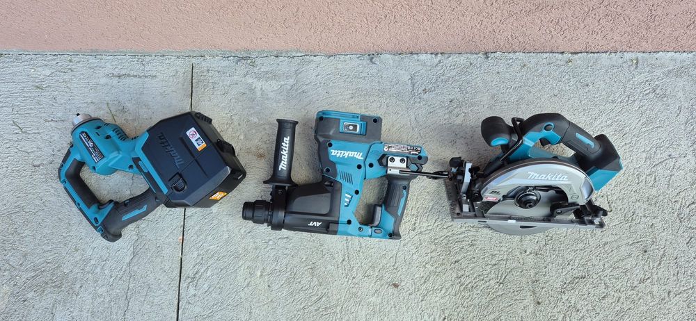 Makita set scule pe acumulator de 40 V