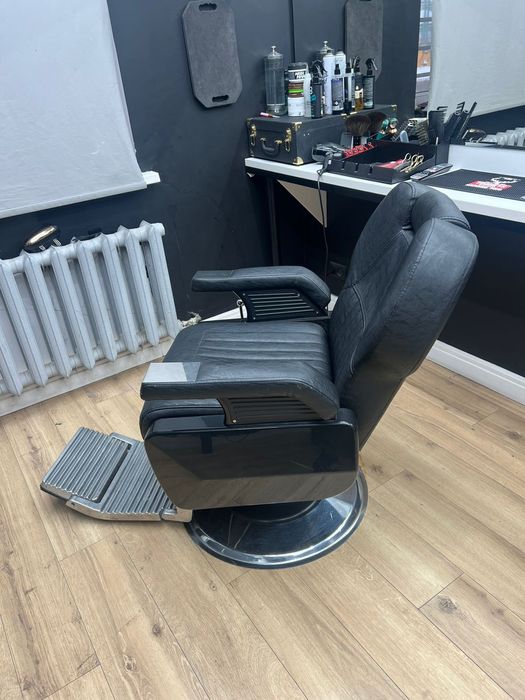 Продам барбер кресло