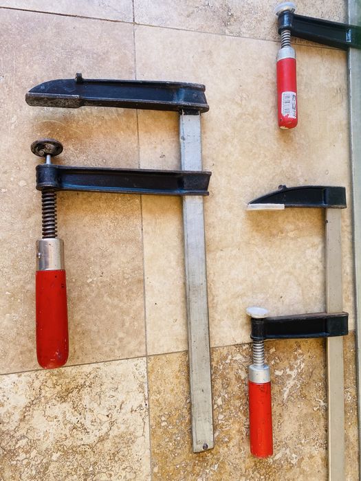 Menghine tamplarie pentru lemn