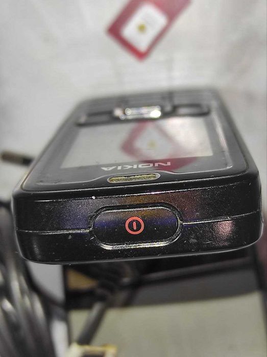 NOKIA 3110 c. Кнопочный мобильный телефон. IMEI есть. Зарядка есть.