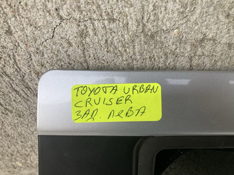 Задна лява врата за тойота урбан крузер/Urban cruiser 09-14г