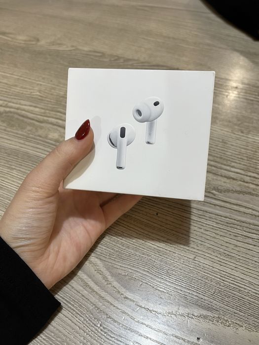 Наушники AirPods Pro 3