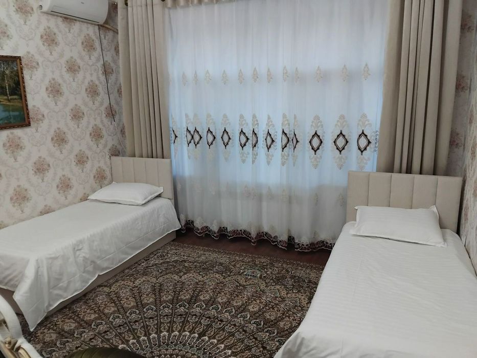 Milliy bogʻ metrosi yonida Arenda bezmakler