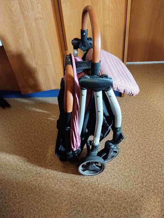 Коляска прогулочная Olsson Smart