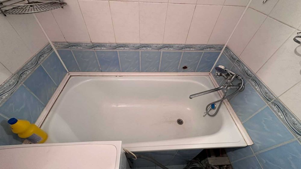 Продам ванную и унитаз