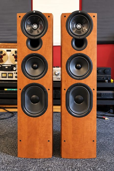 KEF Q11 / Cap de serie / Tehnologie Uni-Q / Sunet Audiofil