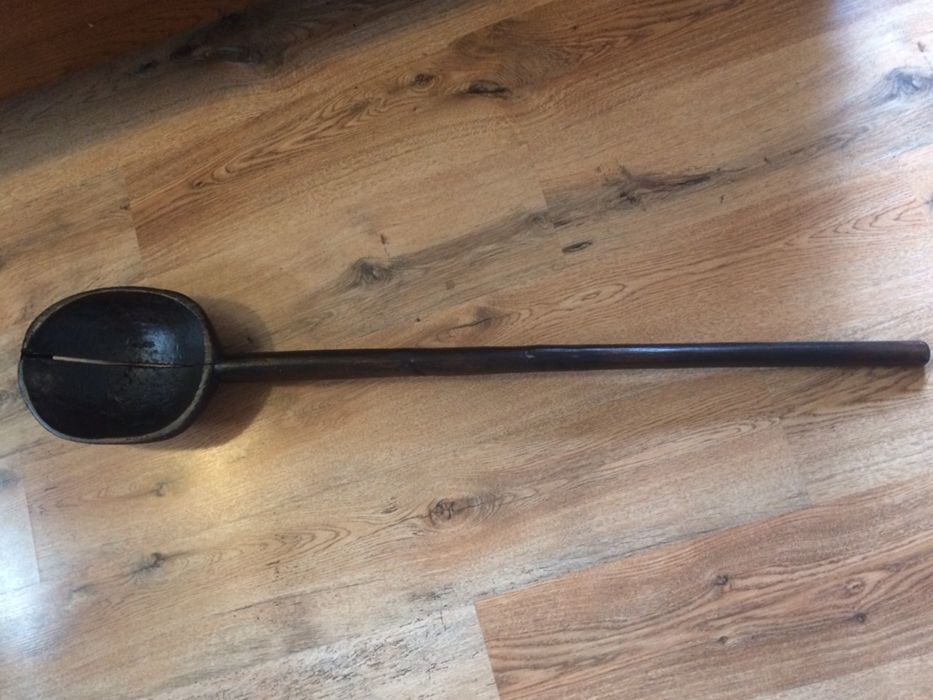 Vand Lingura de lemn veche, obiect vechi, taranesc, deosebit