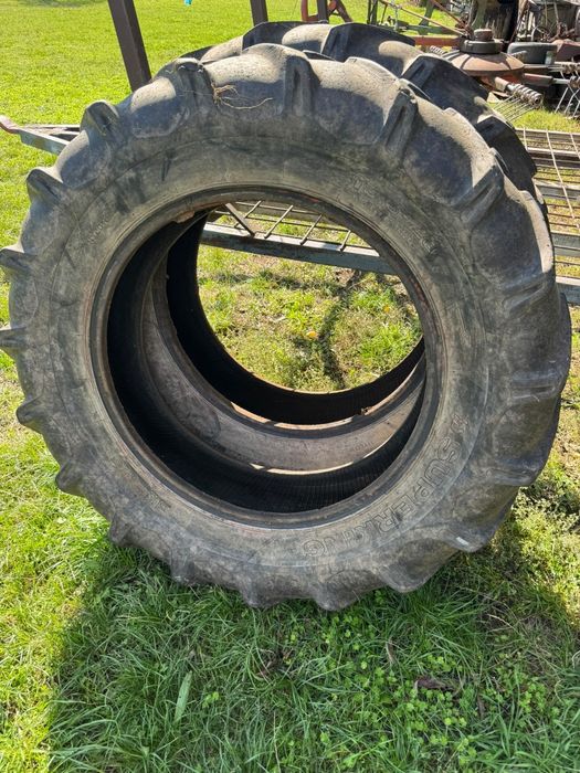 Vând anvelope tractor