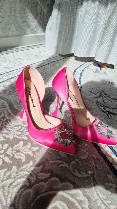 Tufli ayol qizlar uchun