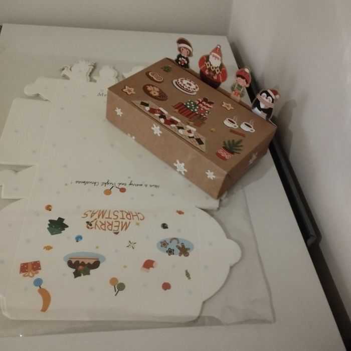 Опаковане на подаръци, коледни кутии за Нова година 10 бр