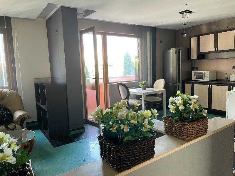 Дава се под наем Тристаен апартамент в София, Люлин 9 - 100 кв.м за 440 € - Снимка #1