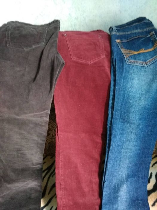 Продам женские   куртки, платья