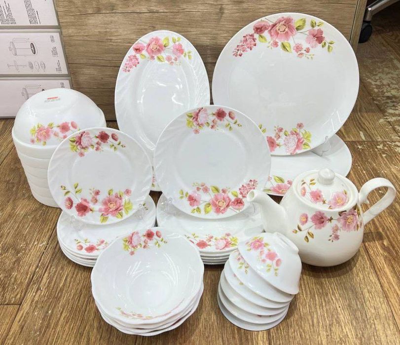 Набор посуды, 34 предметов.