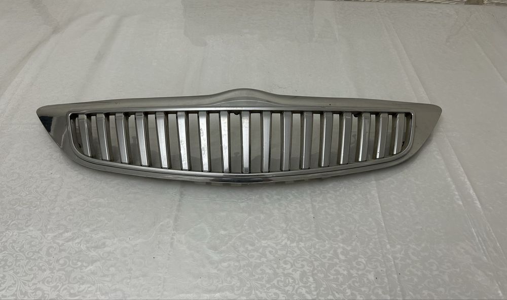 Камри 30.35 Рамка магнитолы,  Решетка