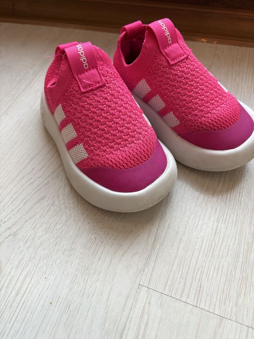 Маратонки adidas