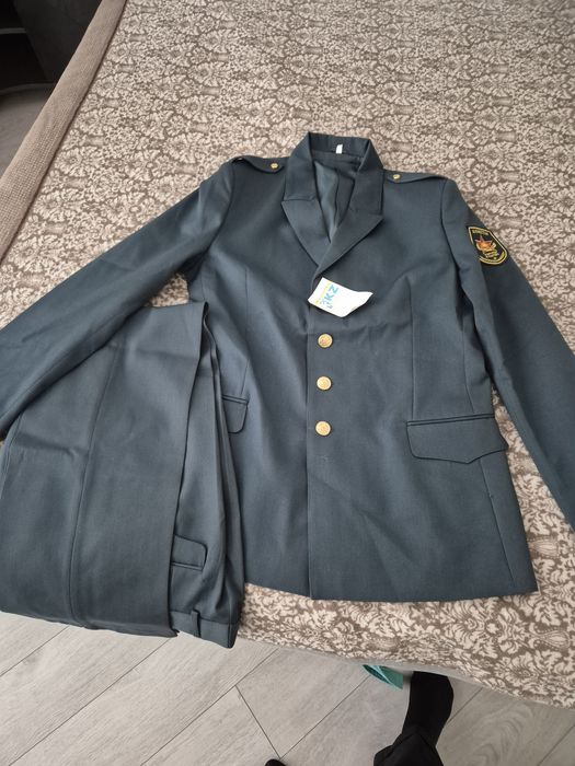 Срочно продам военный одежда