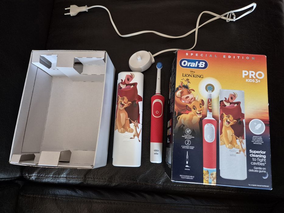 Oral-B PRO Kids 3+ Lion King