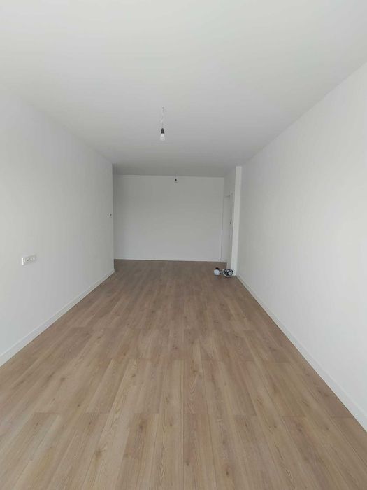 Închiriez apartament – Silk District
