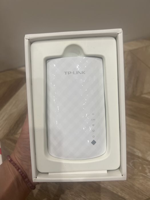 Усилитель Wi-Fi TP-Link RE200