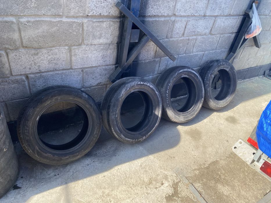 Продам комплект резины