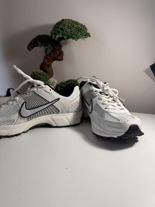 Nike Zoom Vomero 5