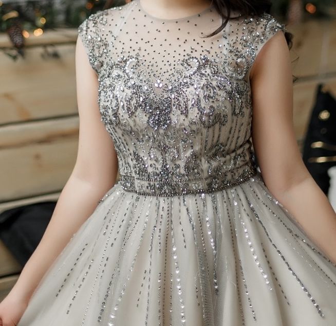 Вечернее (подойдет как свадебное) платье в пол