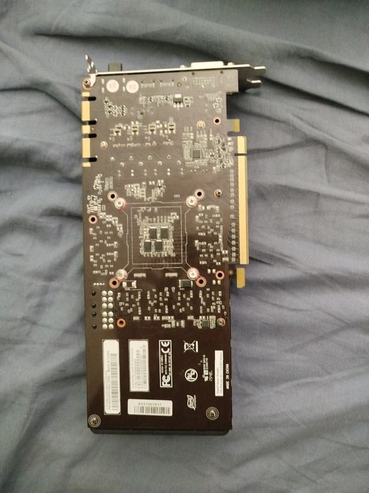 Дъно рам и видео карта