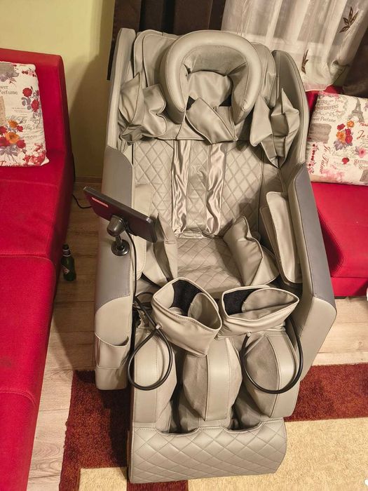 Vând fotoliu de masaj GAIUS (Gri), stare foarte bună.