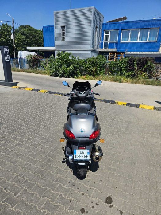 Scuter Piagio 500ie cm3 2013