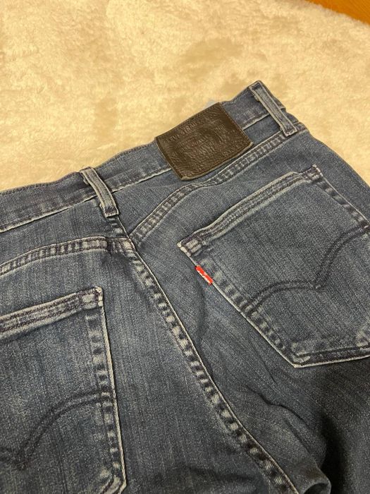 Blugi Levis 512