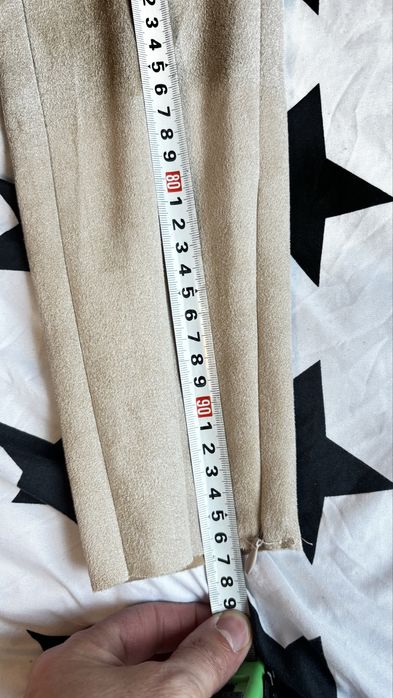 Vand pantaloni Zara pentru dama