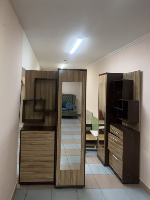 Продам прихожку новую