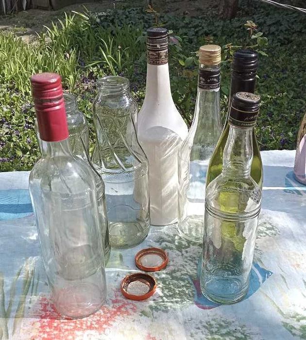 Стеклянные бутылки, от 0,5 до 1,0 л