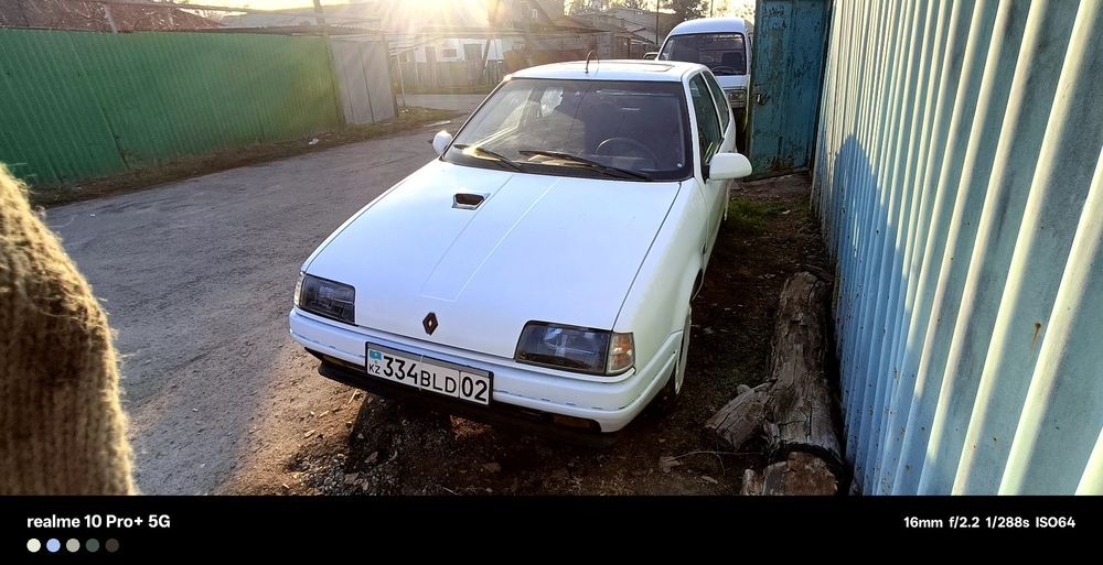продам рено 19 1991г