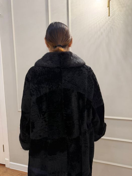 Продам пальто (овчина)