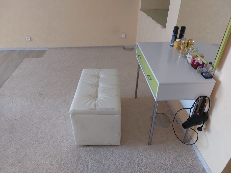 Продаю мебель в спальню