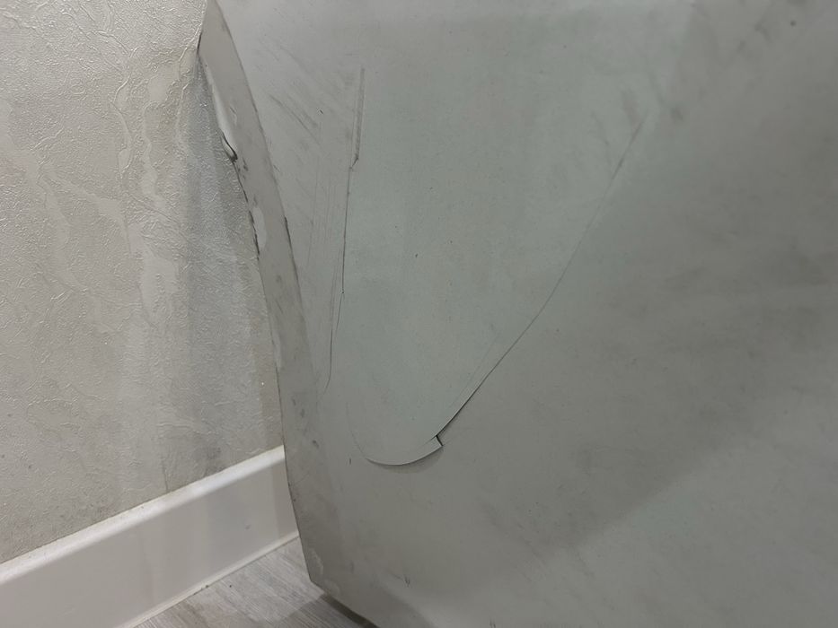 Бампер на toyota Corolla e210