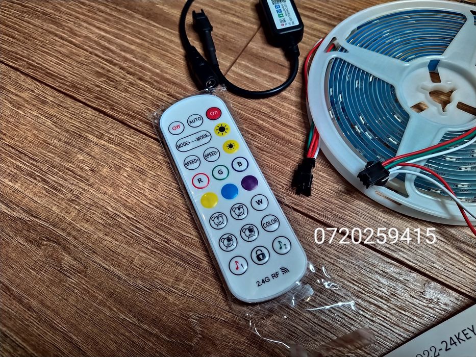 Kit Banda Led DIGITALA 5050 RGB IP65 / 5m cu Bluetooth +Telecomanda RF