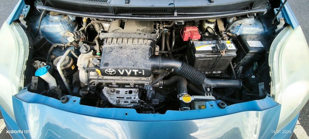 кола Tayota Yaris 2007