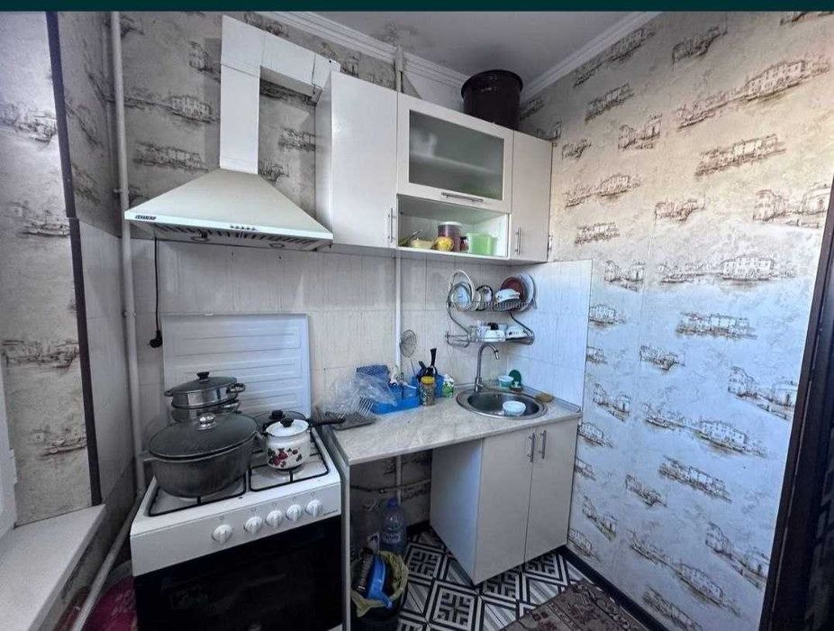 Юнусабад15  1/3/5 42м2 57000 Ипотека да Балкон 2*6