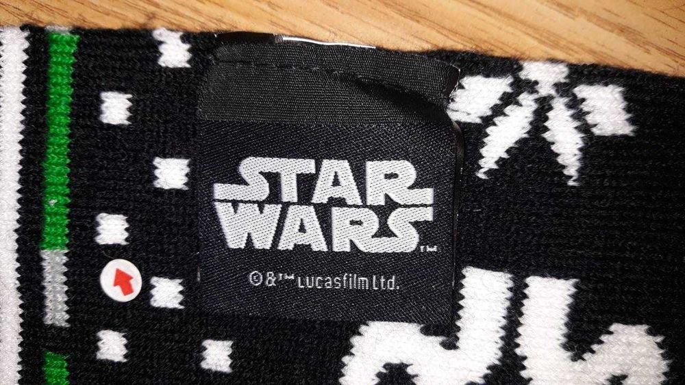 Нов с етикет StarWars Star Wars Междузвездни войни Disney Дисни шал