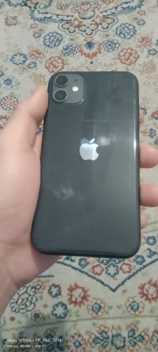 IPhone 11 64 ГБ 73% АКБ