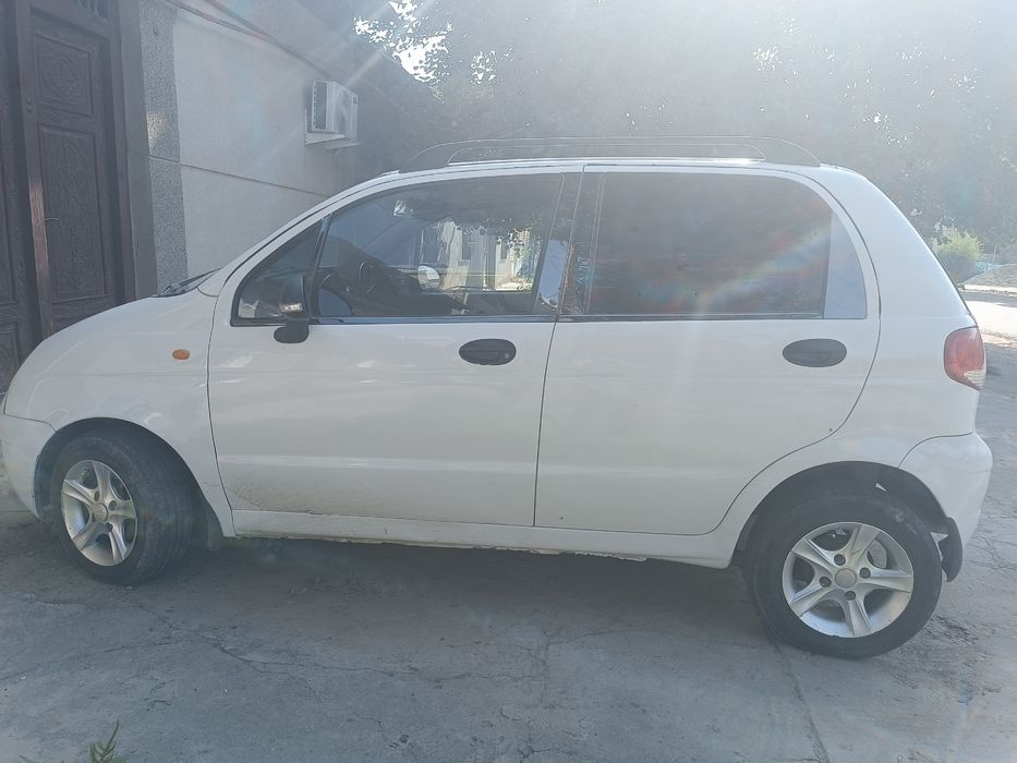 Matiz white 2006