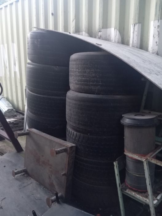 Продам резину от фуры