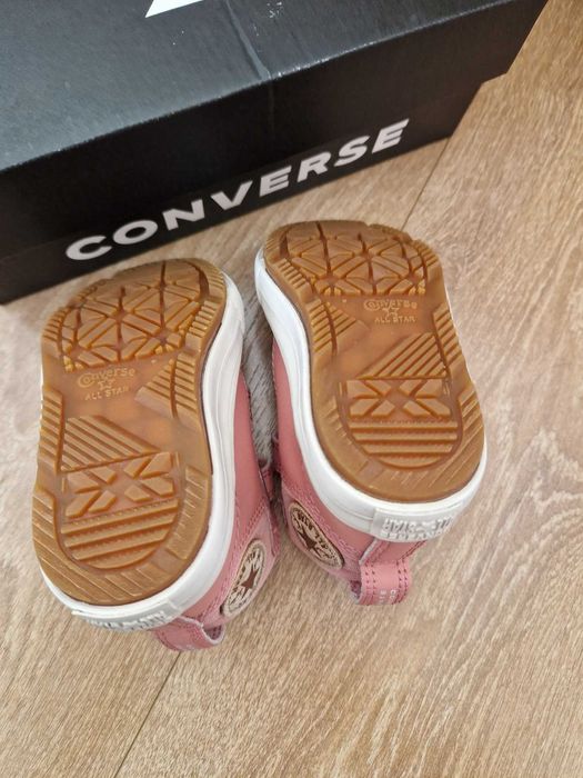 Eсенни високи детски обувки - CONVERSE - номер 22